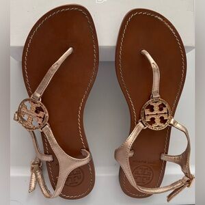 Tory Burch Leather Sandals w/Double T Upper Ring Medallion Gold color Size 6.5